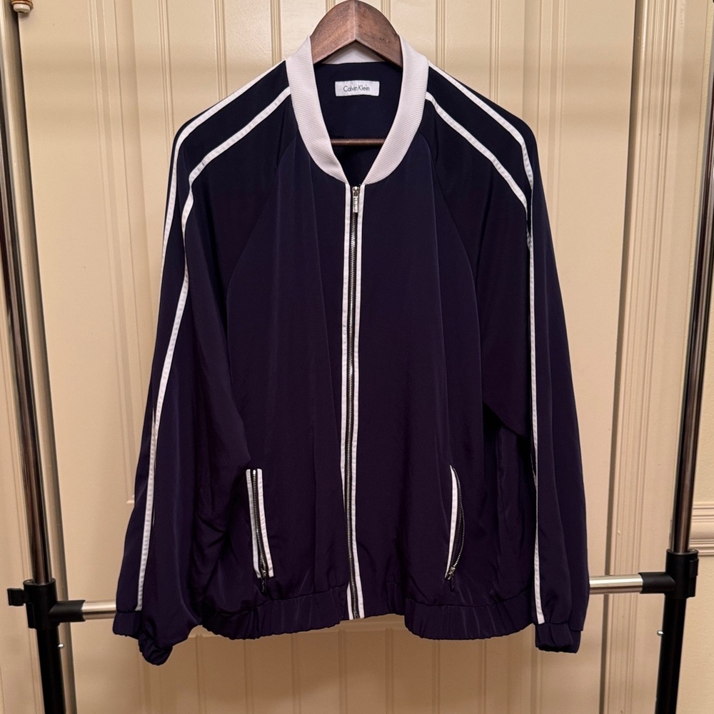 Calvin Klein Women’s Twilight Blue with White Bomber Jacket- Sz XL